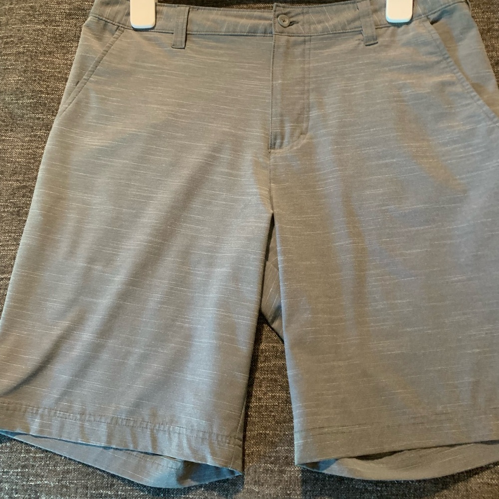 Champion Men's Golf Gray Flat Front Shorts